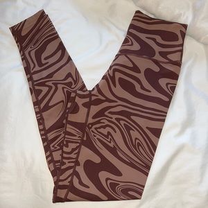Balance Athletica Vitality Legging in Desert Size Small